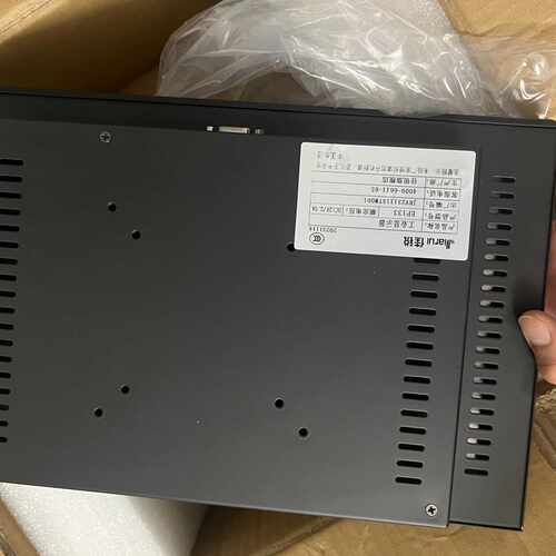 佳锐工业显示器型号：EP133配件齐全哈多