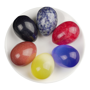 天然水晶滚石摆件鸡蛋造型原石打磨猫眼石黑曜石手把玩件手盘玉石