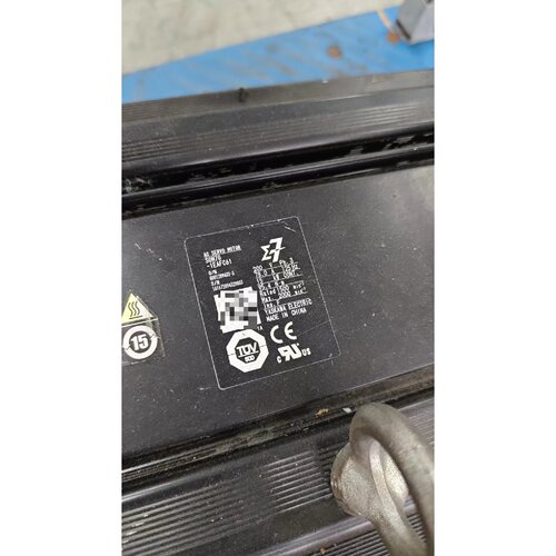 议价安川7系伺服电机SGM7G1EAFC6115KW功率2维修