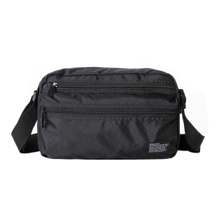 日系男士单肩包ins风休闲斜挎包个性潮流韩版邮差包学生新小跨包