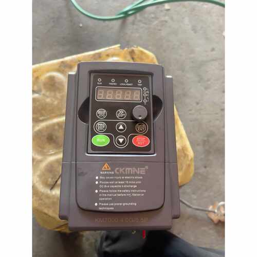 议价开民变频器4kw5.5kw开民KM7000004G5R可维修