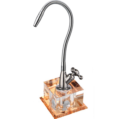 2分万向龙头鹅颈出水水晶底座