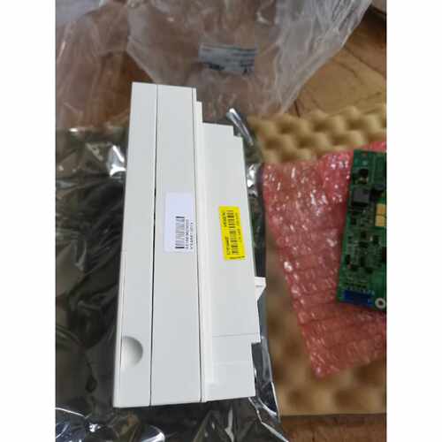 议价施耐德变频器VX4A61101Y软启动附件带控制卡PN07维修