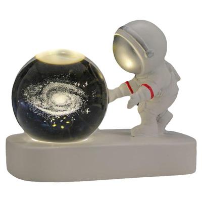 宇航员生日礼物送男生发光小夜灯