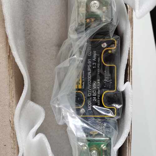 议价Paker电磁阀D1VW020DNJP5 24DC全新原装进口