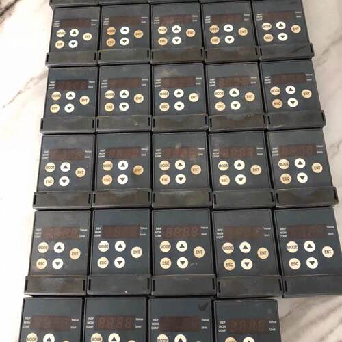 议价[库存特价]变频器面板NC3C和VFS15系列都可使用型号询价