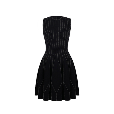 金银丝钩针描边重磅针织连衣裙