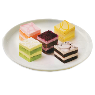 奥昆提拉米苏甜点西式慕斯小方冷冻蛋糕甜品小茶点酒店自助餐茶歇
