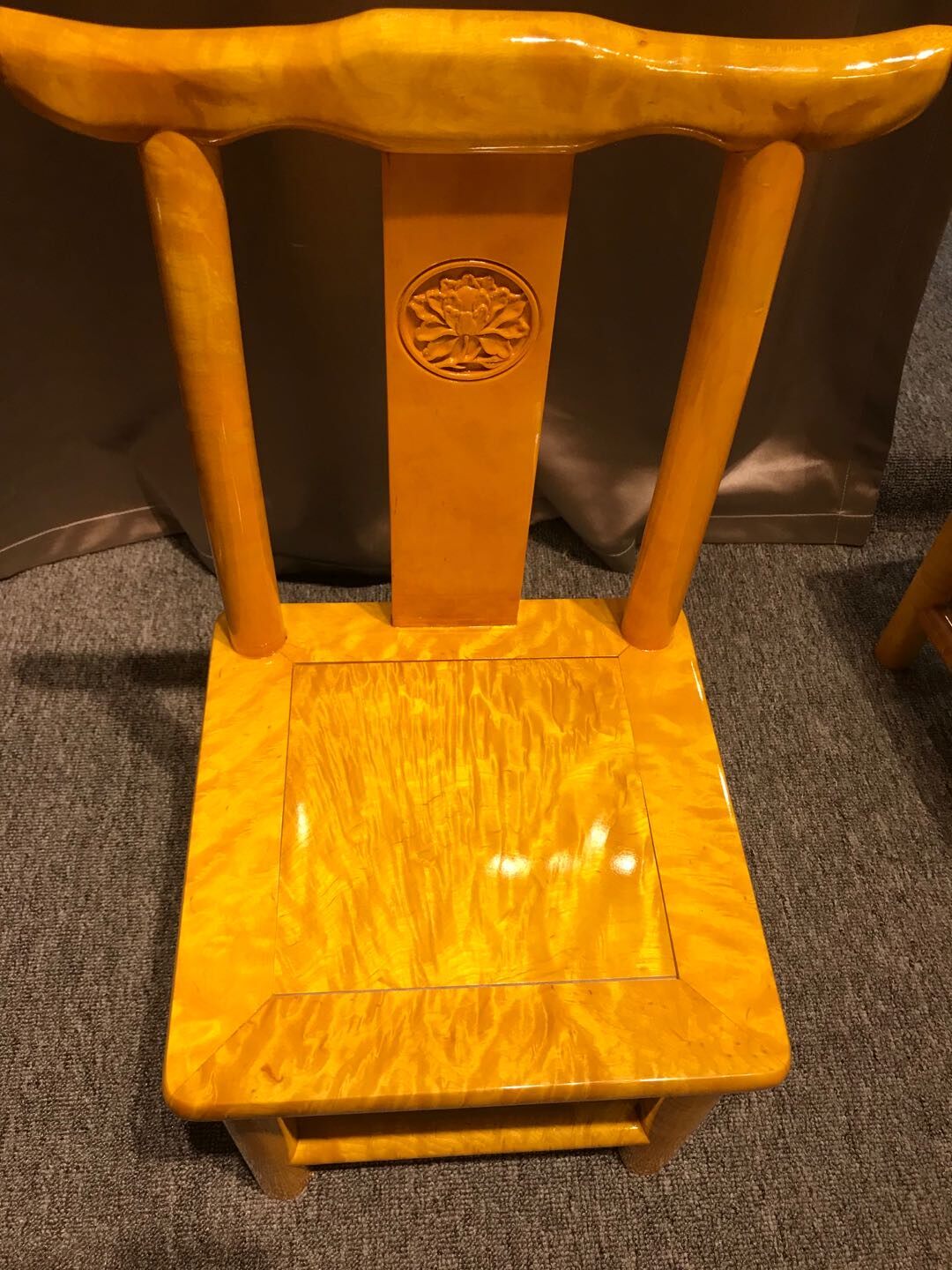 仙作仙作大小叶金丝楠木阴沉木官帽椅靠背椅家具儿童小凳子实木i.