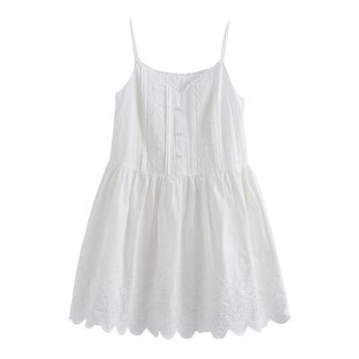 森女部落甜美度假风蕾丝拼接设计感百搭宽松吊带连衣裙女新款春季