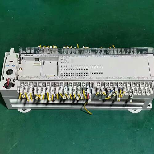 【询价】台达PLC，型号 DVP80EH00T3，，缺盖子，适用