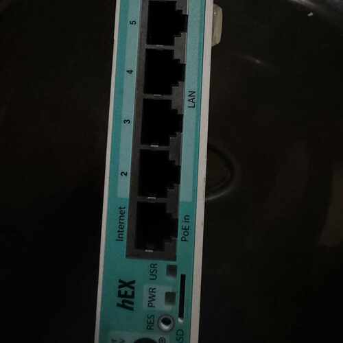 全新Mikrotik RB750Gr3 hEX，型号750g议价