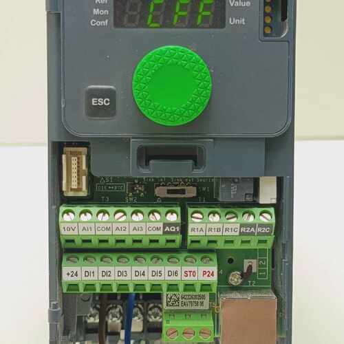 Schneider Altivar 320 ATV320U07M3C IP20 Drive – 0.75kW-1Pha