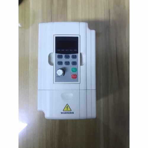 询价-变频器MO5B0200080.4KW成色如图