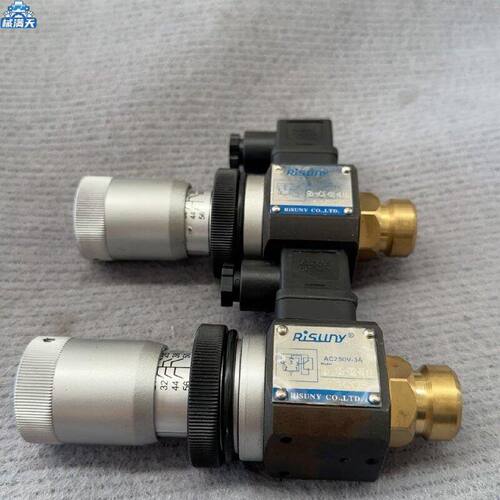 议价仓库现货2个未使用JCS02NL压力继电器朝田Risu适用