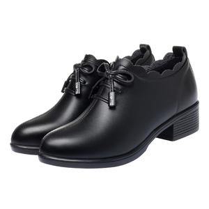 不累脚妈妈软底真皮中年黑色鞋子