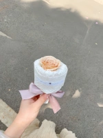 Оранжевая белая цветная бумага, подарочная коробка