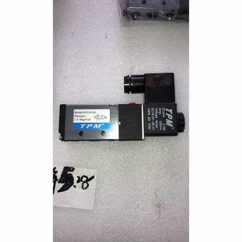 议价未用全新库存闲置5个朝日TPM电磁阀4V2100维修