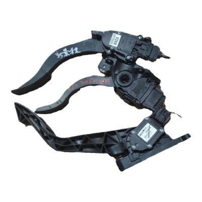 适用新景程荣威550沃尔沃S80L电子油门脚踏板总成V268 3000110