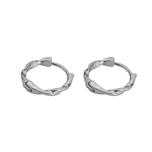 素圈小耳圈女高级感睡觉不用摘耳钉2025新款耳环方脸适合耳饰耳扣