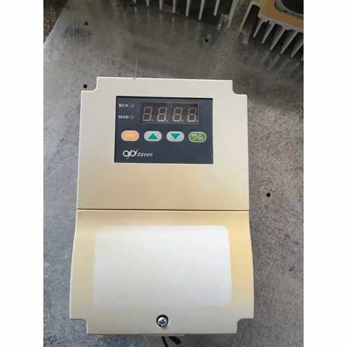 溢价-金达变频器S2000S2000A各一台
