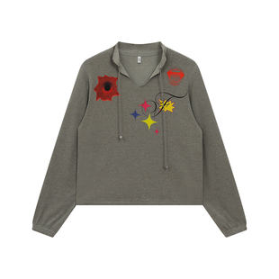 FUNKYFUN 星星直喷印花工艺 浅灰色系带门襟V领套头卫衣