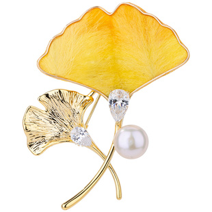 【新品】非遗手工绒花珍珠银杏叶胸花胸针别针固定衣服高档丝巾扣