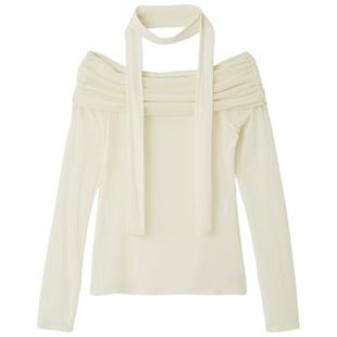 FRAY I.D2025秋冬新品优雅简约一字领露肩植绒薄纱上衣FWCT254250