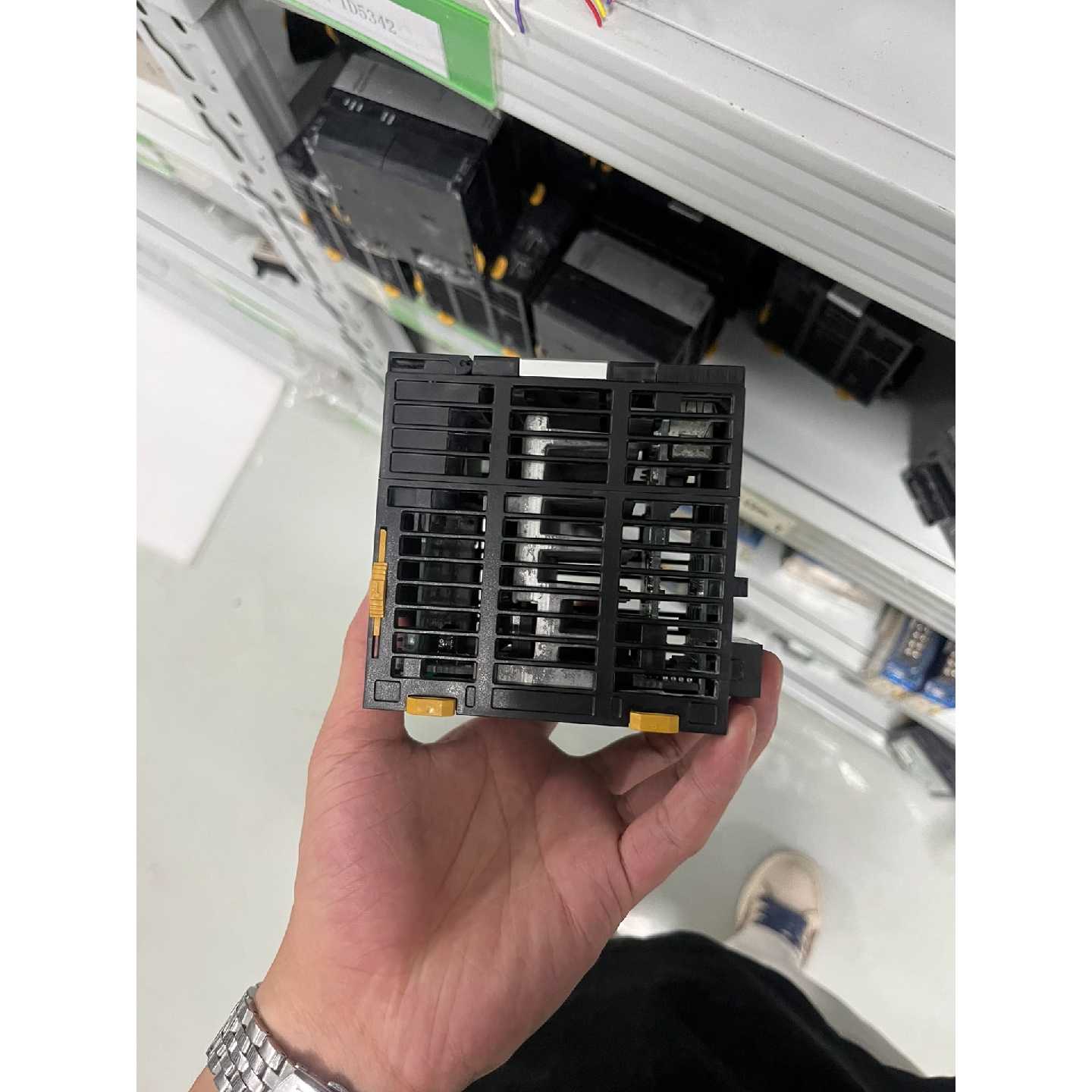 议价欧姆龙NJ301-1100 CPU模块，原装正品，拆机件，功