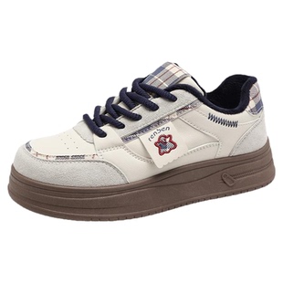 人本板鞋女2025冬季新款加绒加厚运动厚底增高初高中生爆款小白鞋