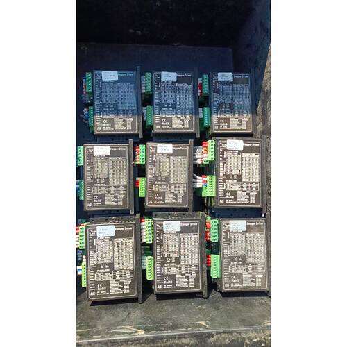 询价下单信捷步进驱动器，型号P2：SW1-SW4，九成新，功能正常，