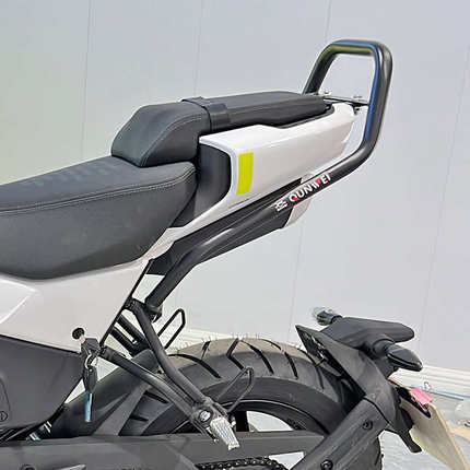 适用春风狒狒XO摩托车后货架尾箱架尾翼Papio侧皮包边包支架尾翼