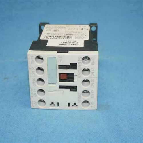 3RH1131-1BB40 3RH11311BB40 接触器
