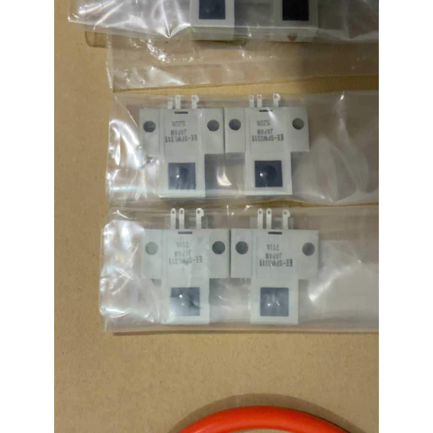 议价欧姆龙OMRON光电传感器EE-SPWL311,日本原装,全