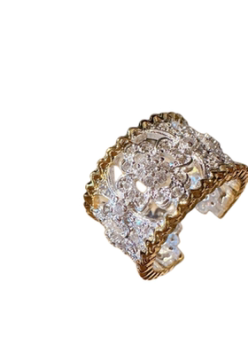 彗星蜂巢花朵宝石戒指 织纹雕金 镀18K金 花朵十字架锆石戒指