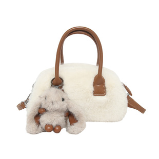 可爱毛绒兔子斜挎包2025新款元气少女秋冬超火手提毛毛包时尚百搭