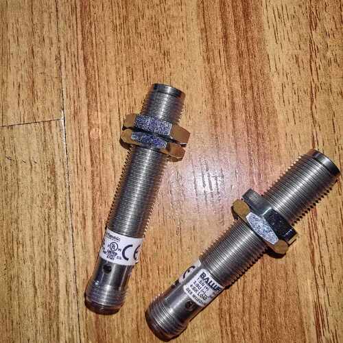 议价原装巴鲁夫BES M12EG1-PSC20N-S04G-S全