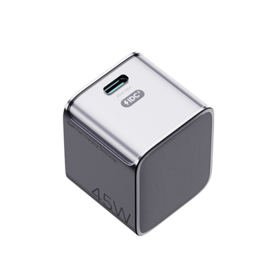 米物45W超小苹果满载功率充电器