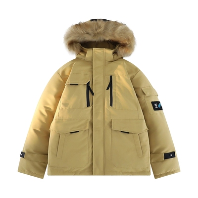 带毛领连帽派克服工装棉服