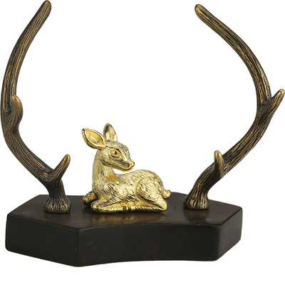 檀木底银鹿角，适合微兵