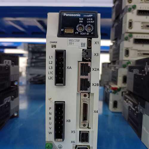 松下A6 MBDLT25BF 400W伺服驱动器