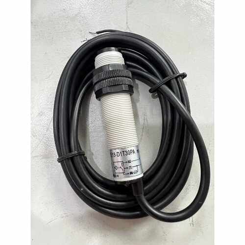 〔议价-可维修〕上海神之视TYPE:E18-D1T30PA 光电传感器  工业自