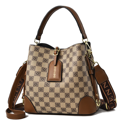 复古印花水桶包高级感斜挎包女包