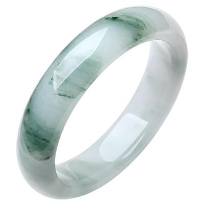 六桂福天然玉髓天山翠玉手镯