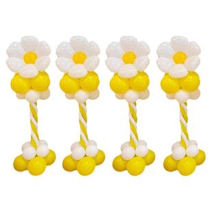 幼儿园元旦新年演出场景布置路引气球立柱牌教室班级舞台活动装饰