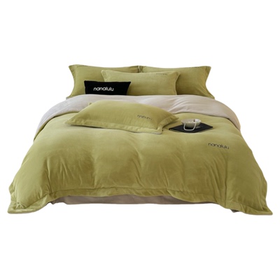 轻奢高级感纯色牛奶绒四件套