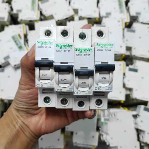 〔议价-可维修〕施耐德iC65N 空气开关断路器 1P10A 16A 20A 全新