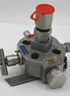 SWAGELOK M7896S1215K-HT MONOFLANGE BLOCK & BLEED ? RF SM G1/