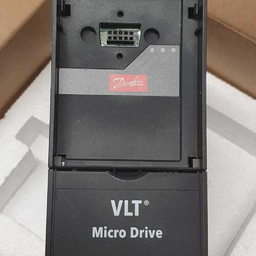 DANFOSS VLT MICRODRIVE 132F0018 FC-051PK75T4E20H3XXCXXXSXXX