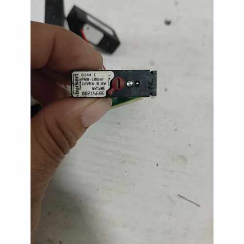 【请询价】urkert宝德电磁阀6144C00215686实物